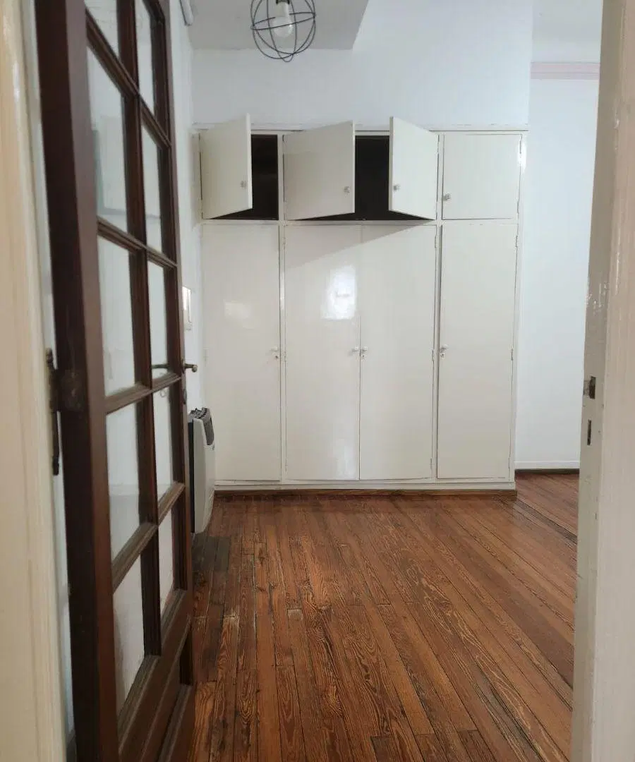 ALQUILER Excelente oficina de 2 ambientes muy luminosa en Recoleta 4