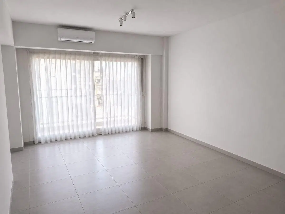 VENTA Espectacular departamento de 80m 4 ambientes completamente reciclado en Villa Crespo 3