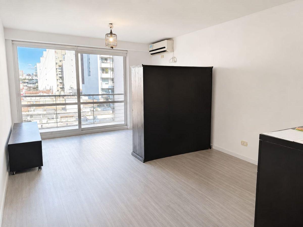 Foto de VENTA Monoambiente con balcón al contrafrente. Cochera. Palermo, imagen 1