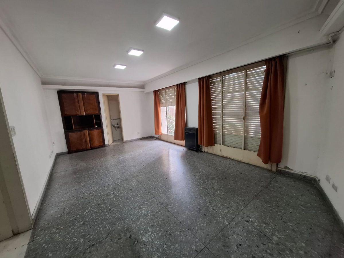 Foto de Venta Oportunidad Para Uso Comercial y / o Depósito en Balvanera, imagen 4