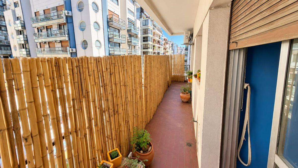 Foto de VENTA Amplio 4 Ambientes de 94 m. con Cocina Separada y Balcón Corrido, imagen 2