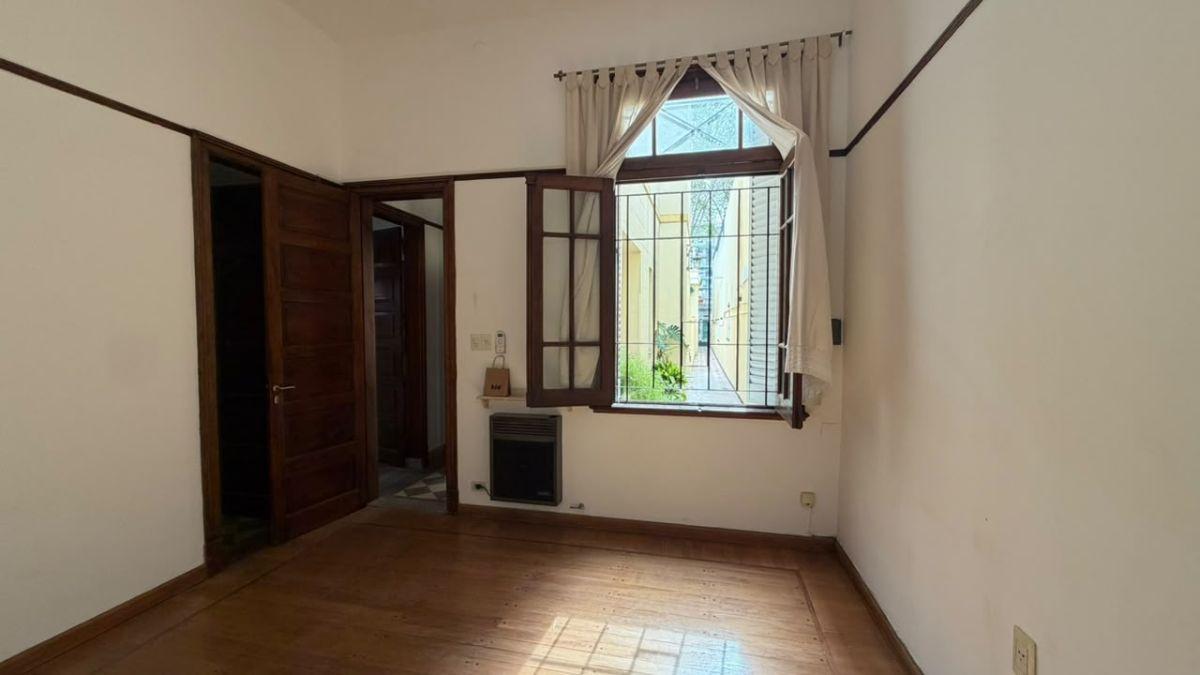 Foto de ALQUILER Hermoso PH de 3 ambientes con cocina y patio en Palermo, imagen 2