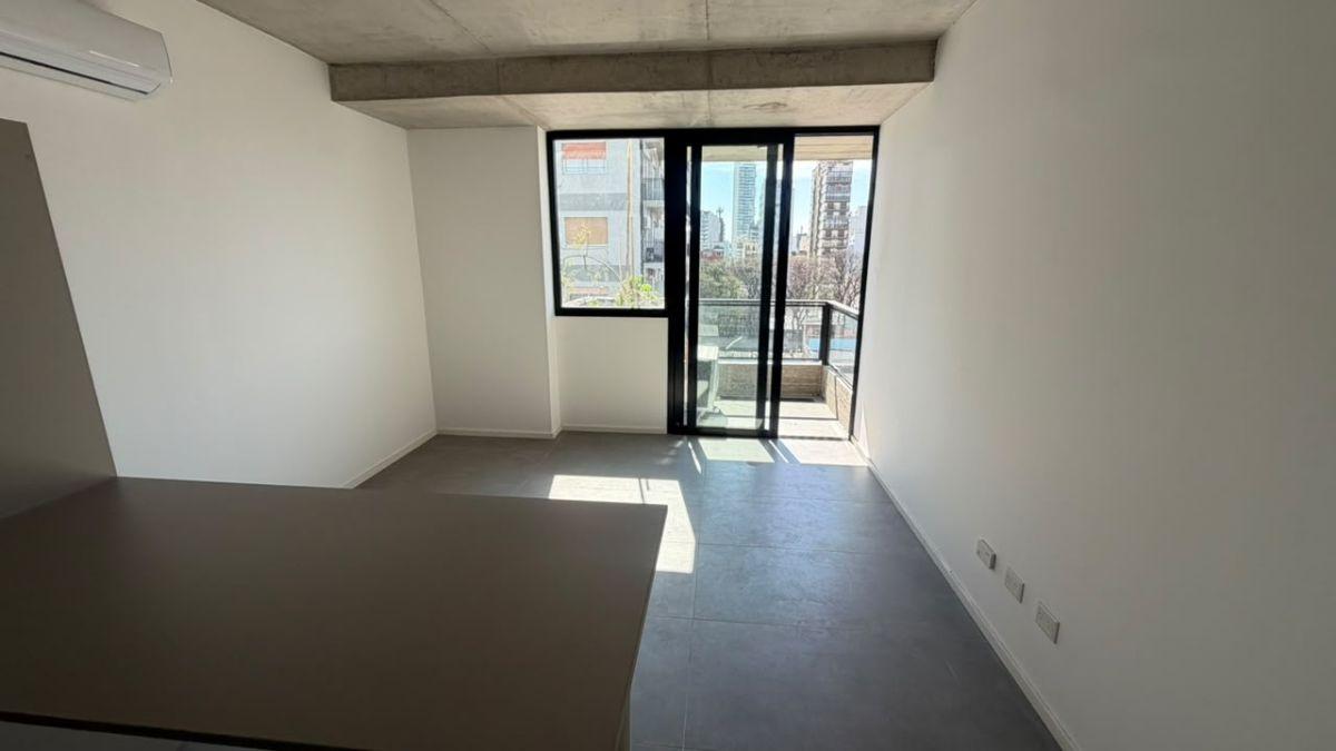 Foto de VENTA Monoambiente al frente con balcón en Núñez, imagen 4