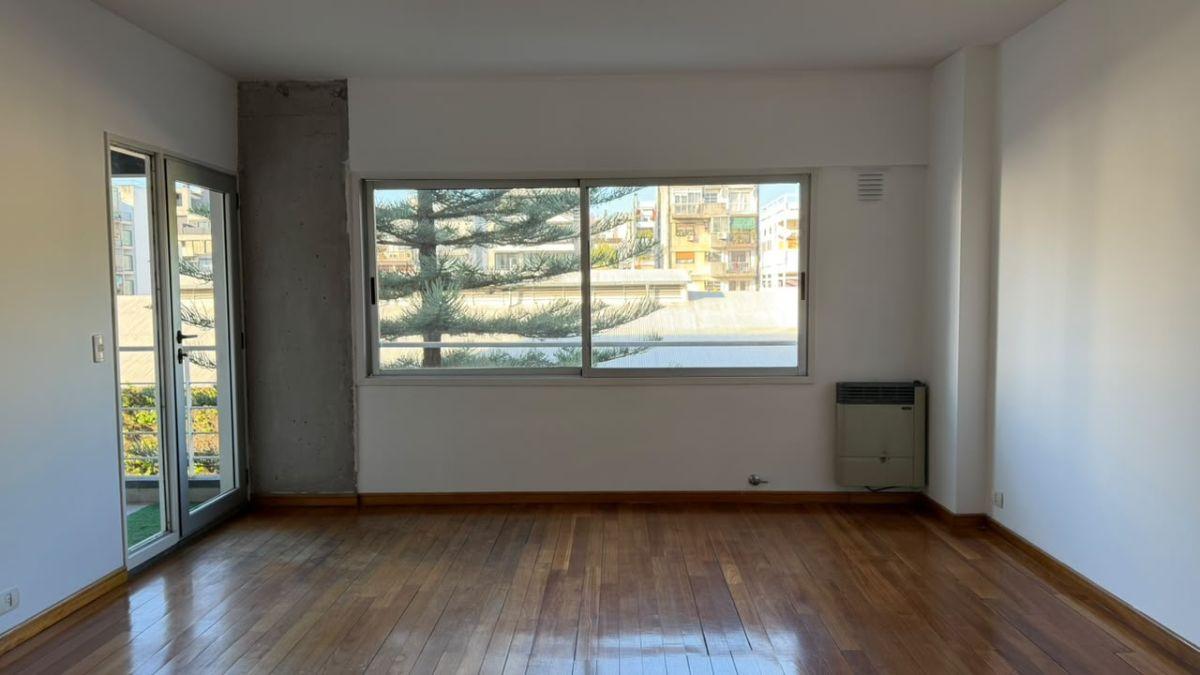 Foto de ALQUILER 2 ambientes con balcón y dormitorio en suite al contrafrente, imagen 4