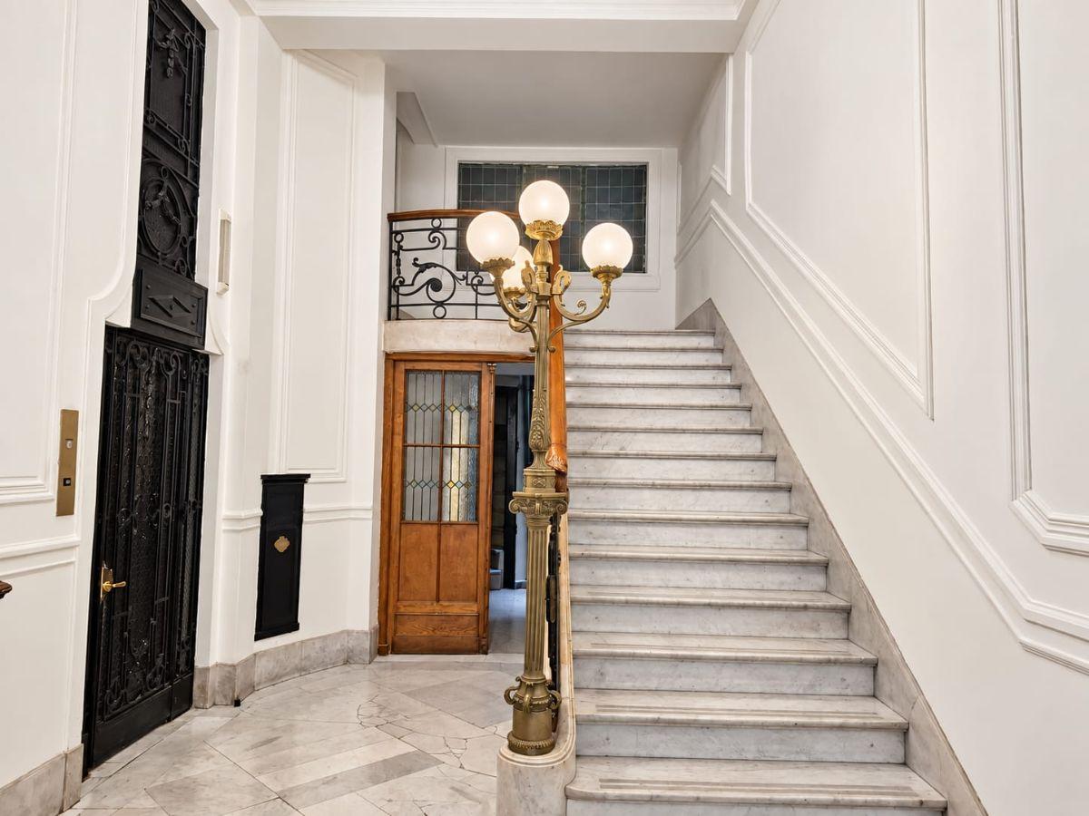 Foto de VENTA Excelente Propiedad de 153 Apta Para Uso Residencial o, imagen 2