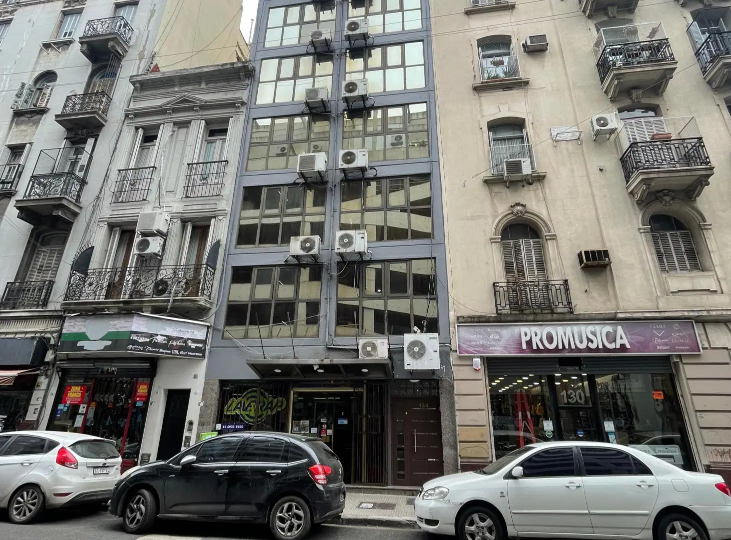 VENTA - EDIFICIO CON 21 DEPARTAMENTOS & LOCAL - SAN NICOLAS 4