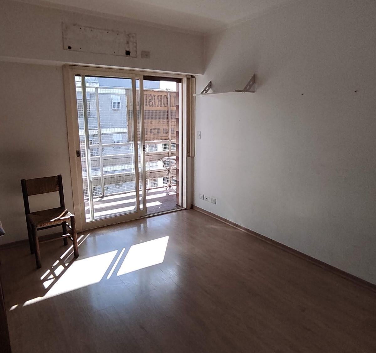 Foto de Departamento de 3 ambientes en Venta en Villa crespo, imagen 3