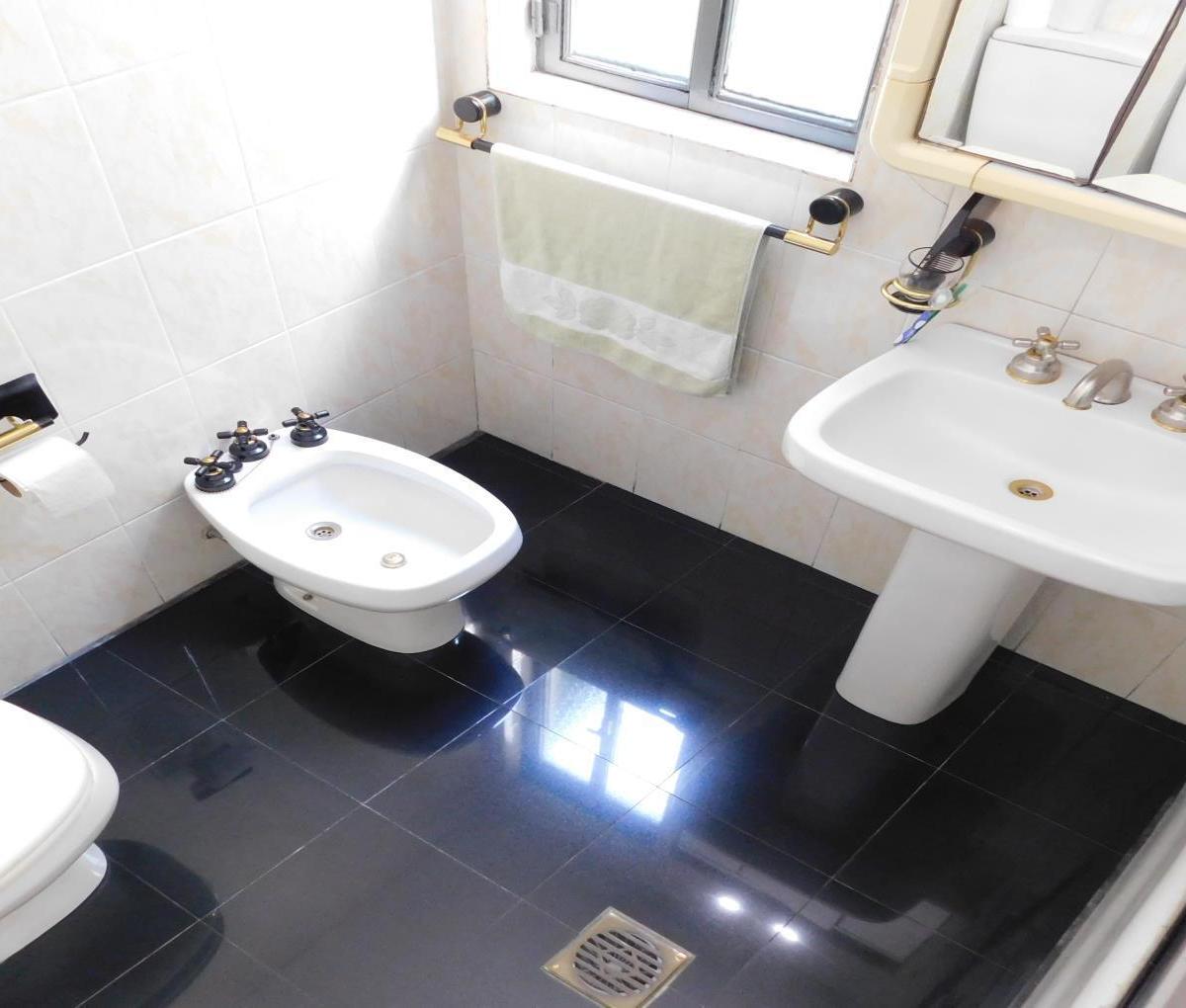 Casa de 6 Ambientes en Venta en Almagro 5