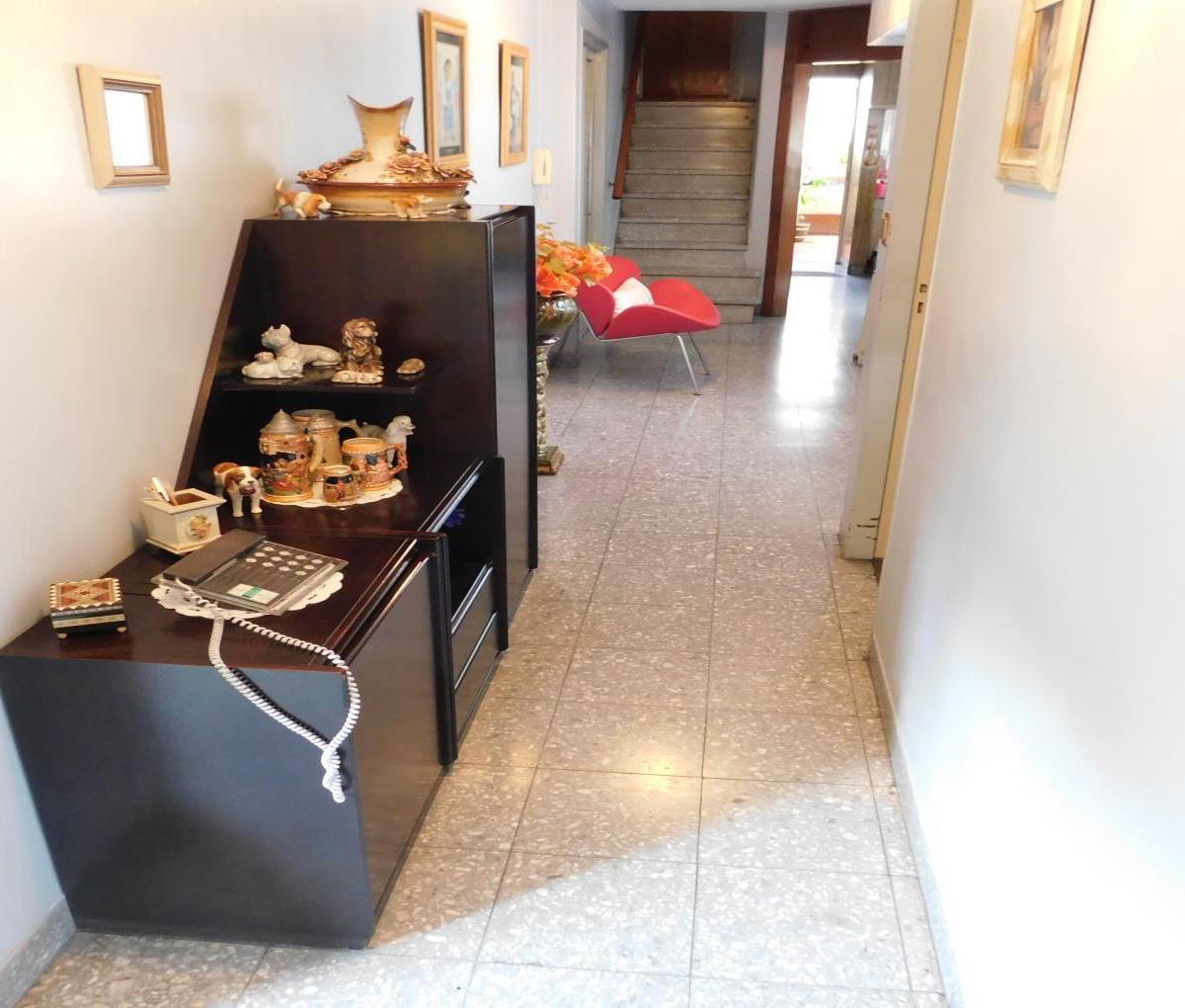 Casa de 6 Ambientes en Venta en Almagro 2