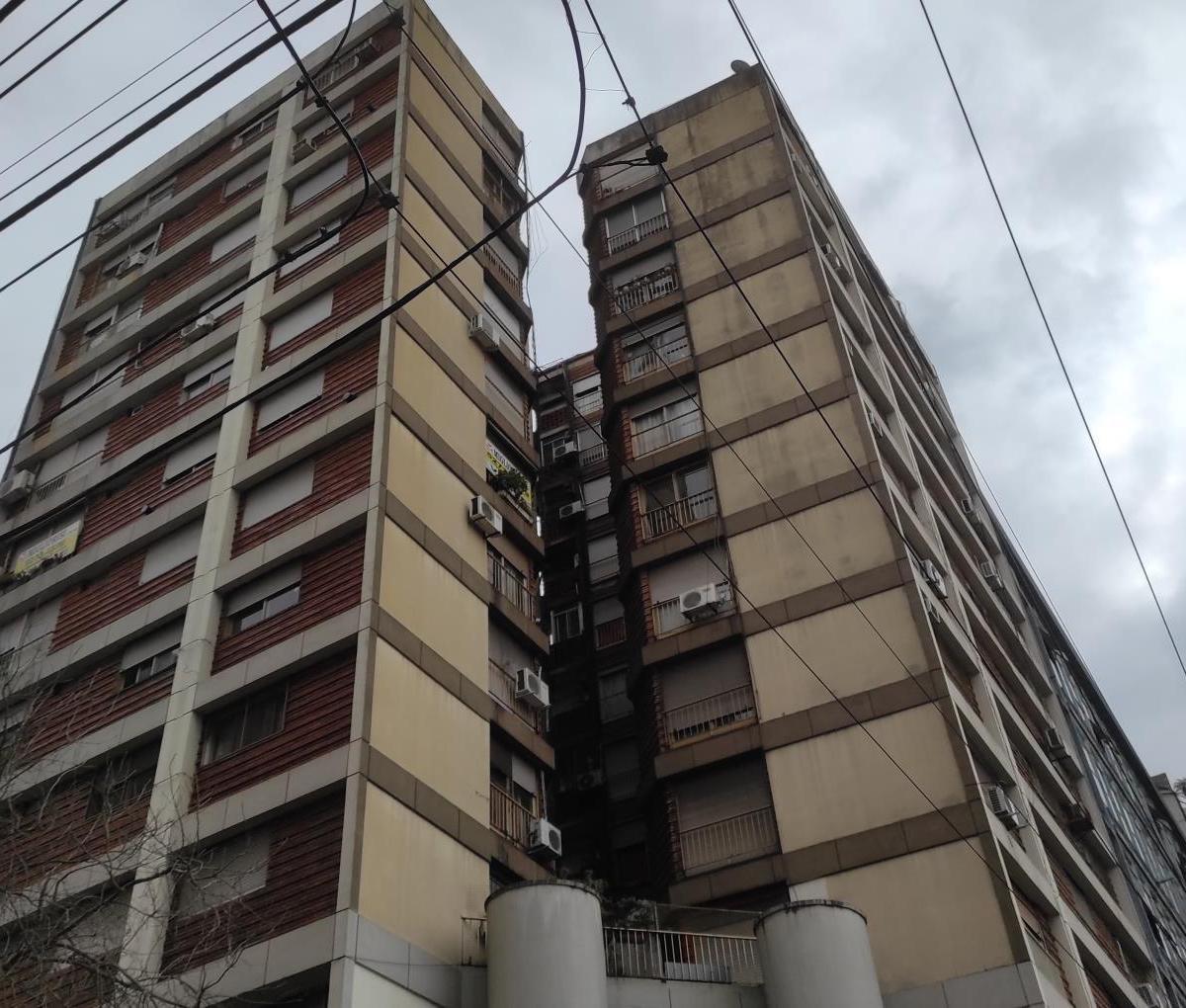Departamento de 4 Ambientes en Venta en Balvanera 3
