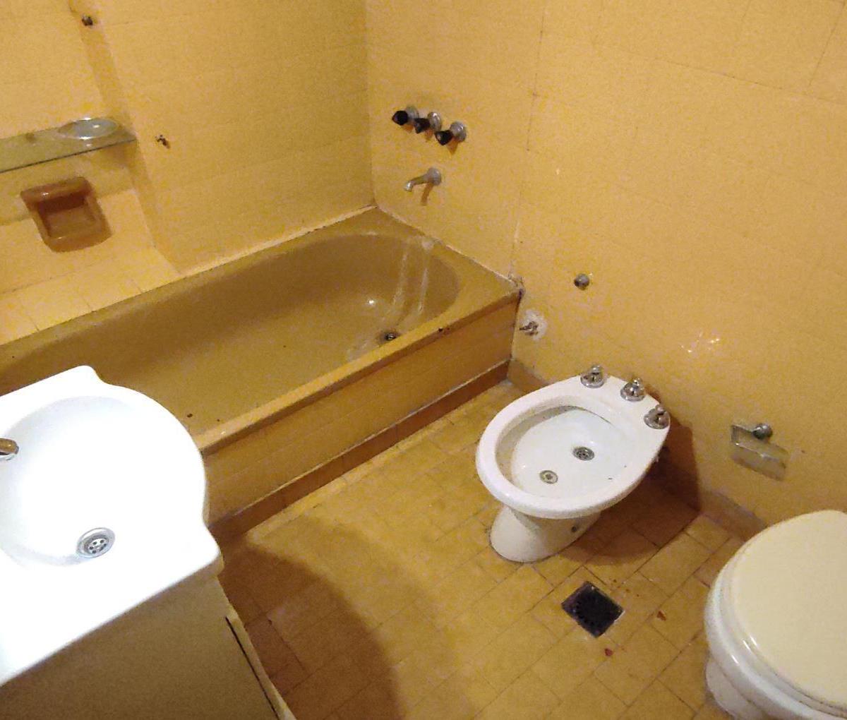 Departamento de 4 Ambientes en Venta en Balvanera 4