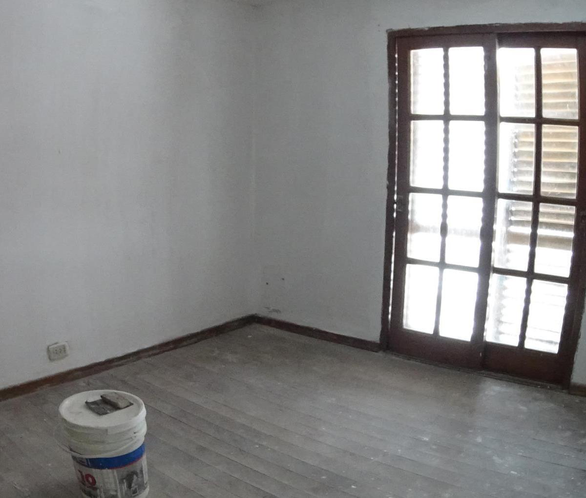 Casa de 4 Ambientes en Venta en Saavedra 4