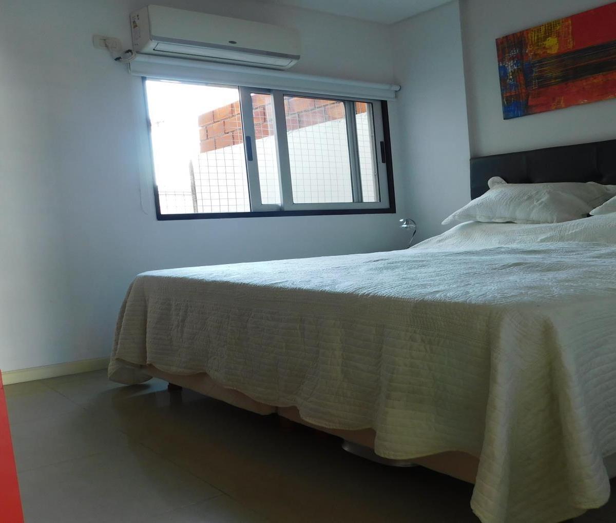 Departamento de 2 Ambientes en Venta en Abasto 1