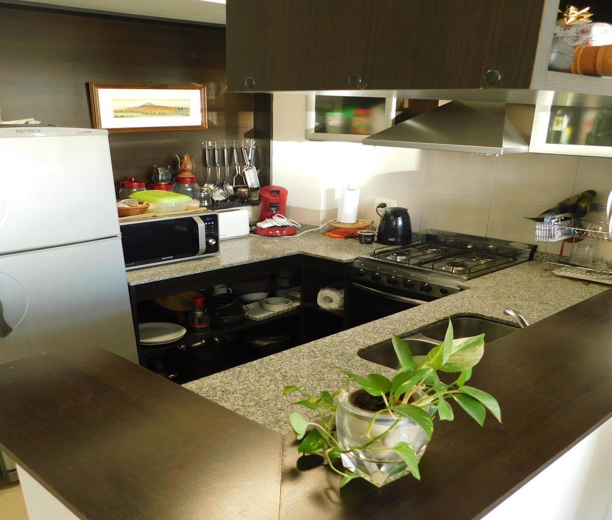 Departamento de 2 Ambientes en Venta en Abasto 5