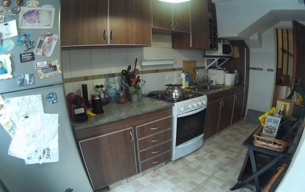 Depto. Tipo Casa de 4 Ambientes en Venta en Abasto 3