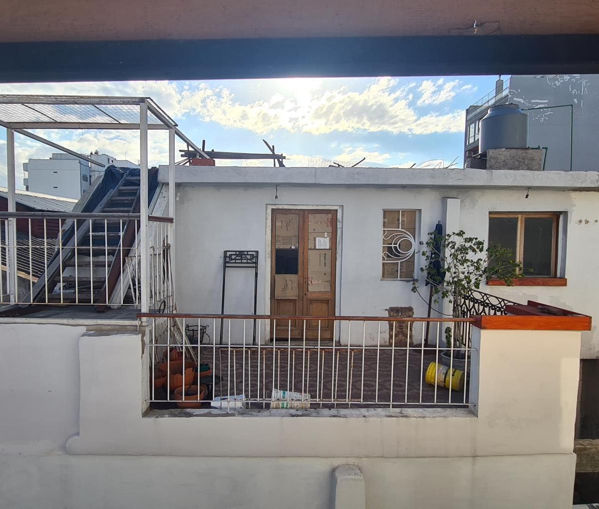 Depto.tipo casa de 3 ambientes en Venta en Parque chacabuco
