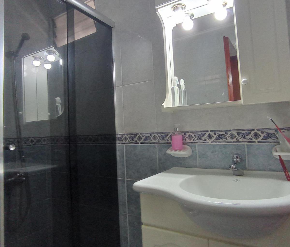 Depto. Tipo Casa de 5 Ambientes en Venta en Villa Real 2