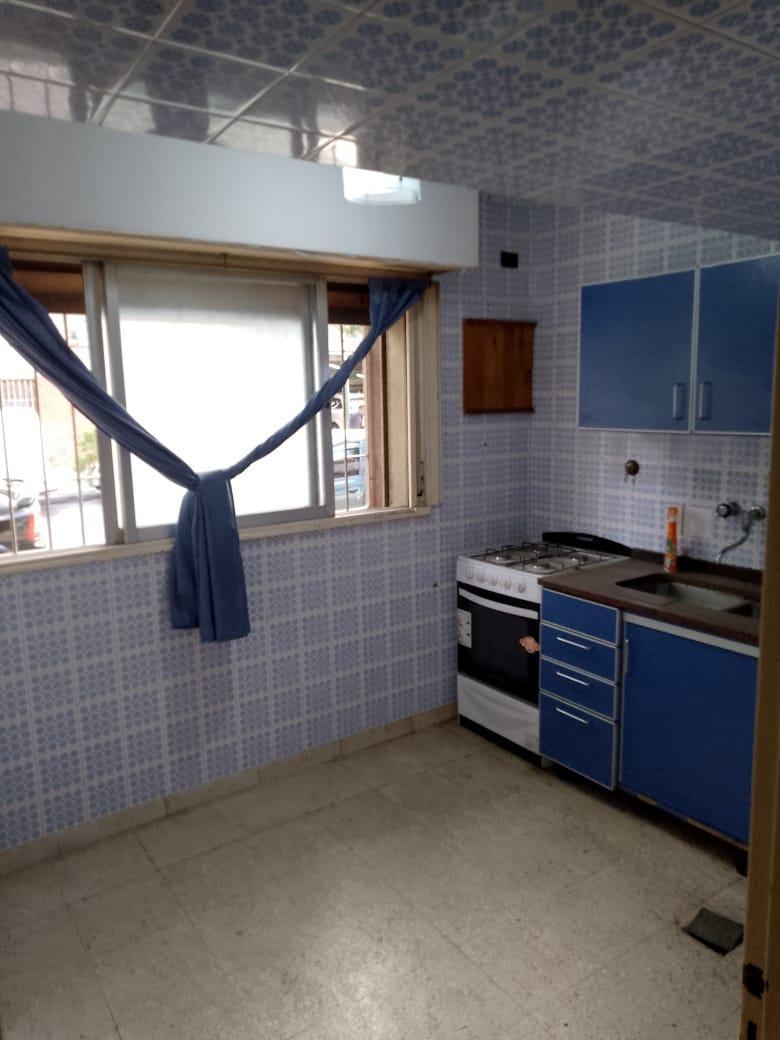 Casa de 4 Ambientes en Venta en Mataderos 4