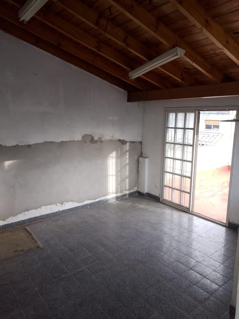 Casa de 4 Ambientes en Venta en Mataderos 5