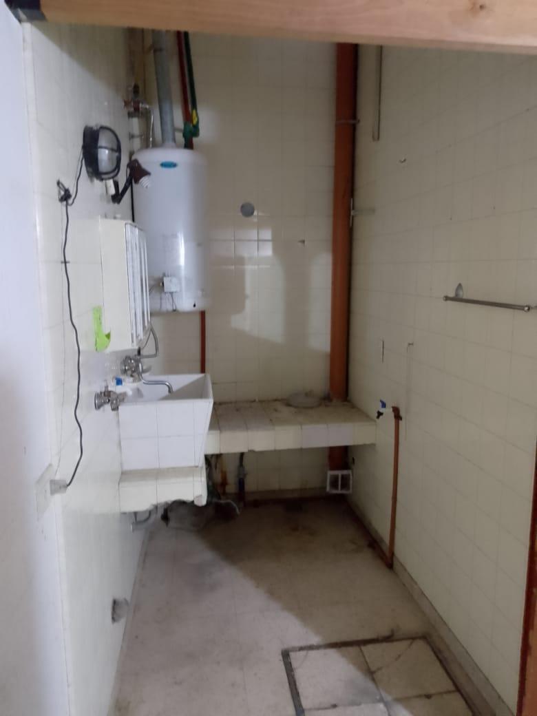 Casa de 4 Ambientes en Venta en Mataderos 2
