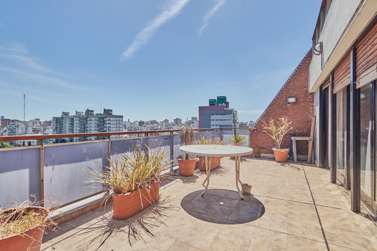 Departamento de 5 Ambientes en Venta en Caballito 5