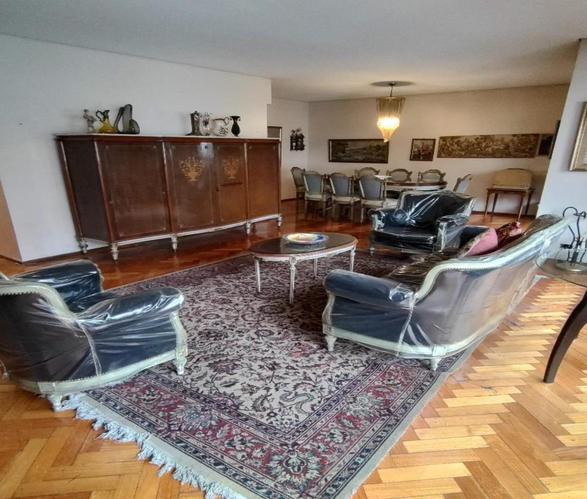 Departamento de 5 Ambientes en Venta en Almagro 3