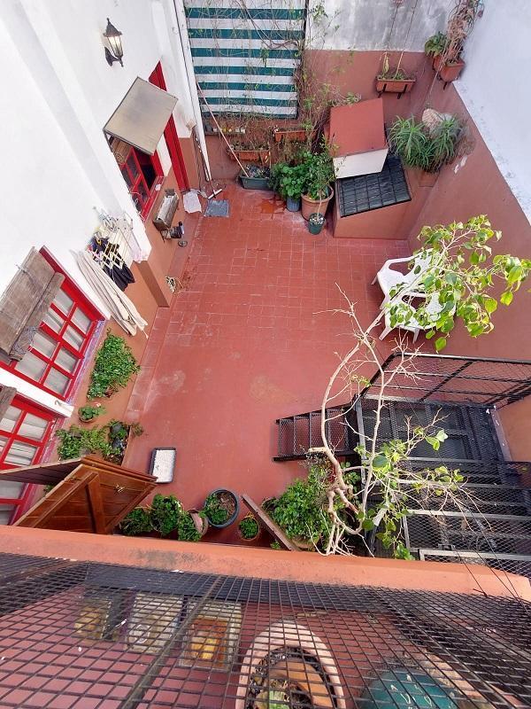 Depto. Tipo Casa de 6 Ambientes en Venta en Almagro 5