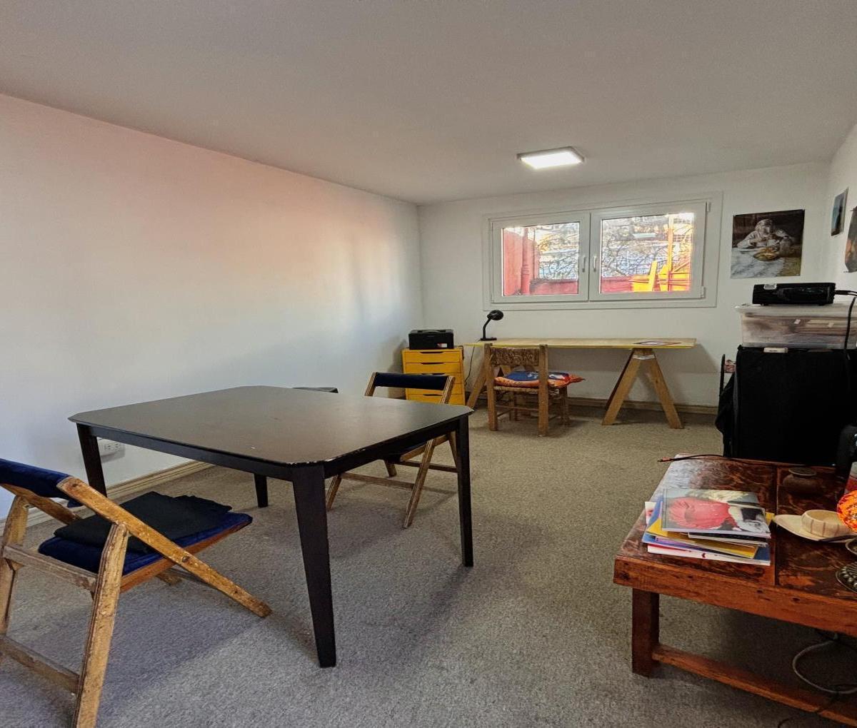 Depto. Tipo Casa de 6 Ambientes en Venta en Parque Centenario 5
