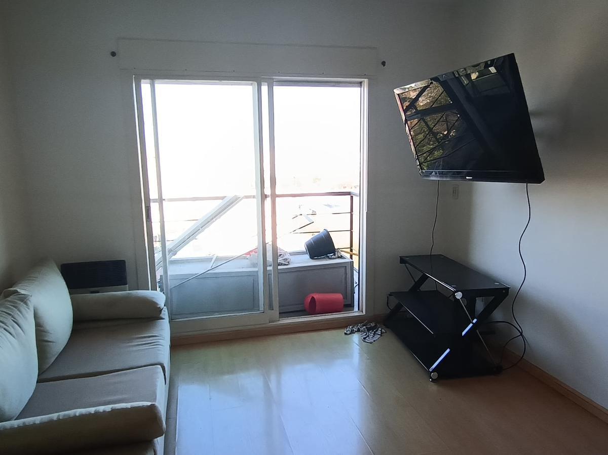 Foto de Departamento de 2 ambientes en Venta en Balvanera, imagen 3