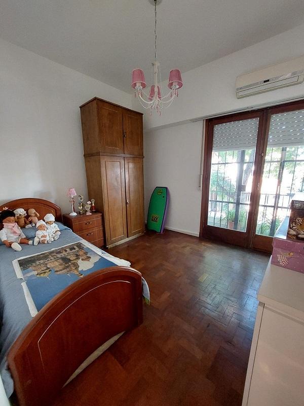 Depto. Tipo Casa de 3 Ambientes en Venta en Floresta 3