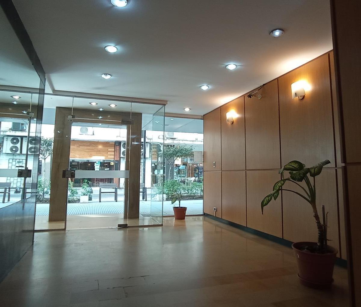 Foto de Departamento de 2 ambientes en Venta en Centro, imagen 1