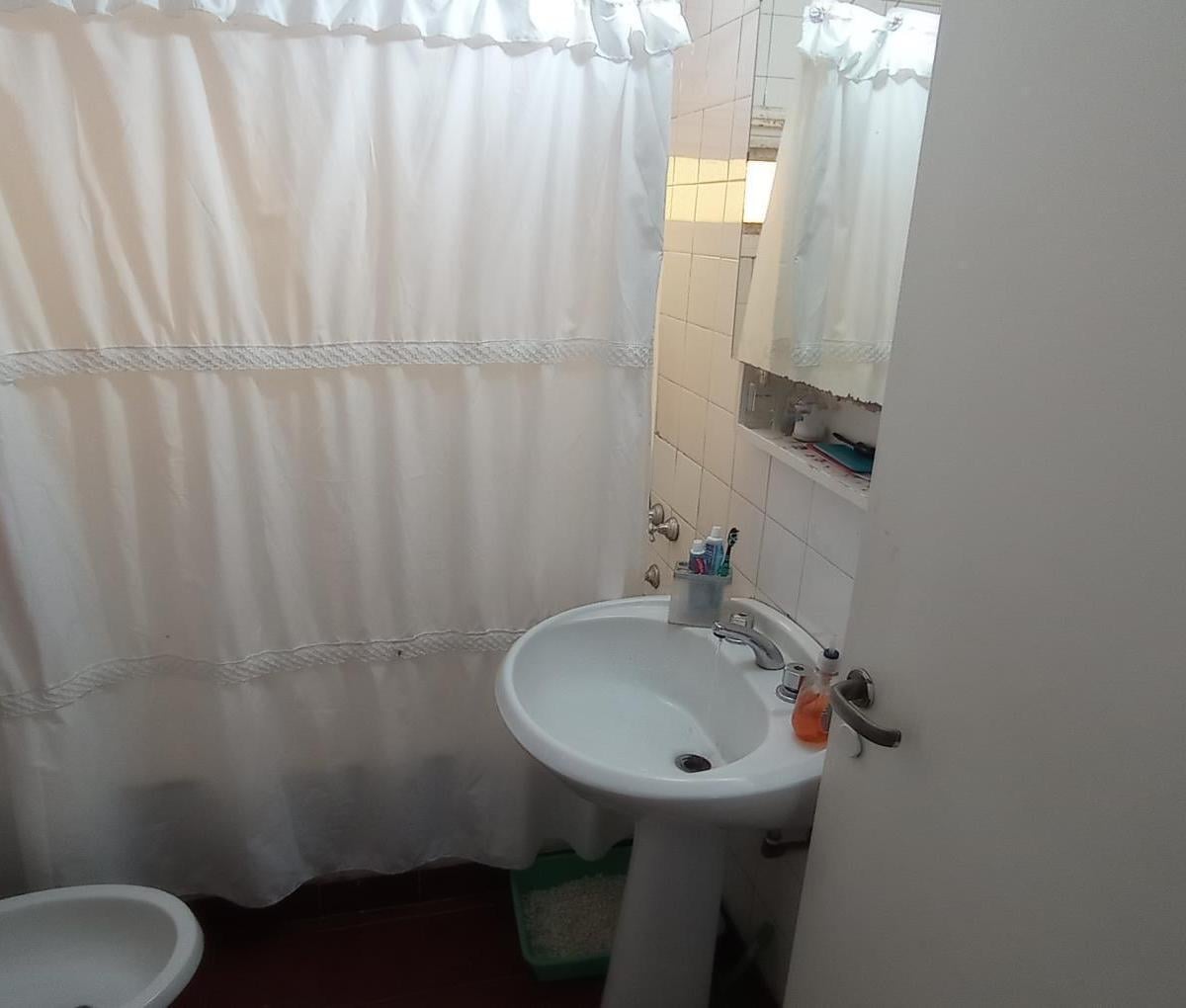 Foto de Departamento de 2 ambientes en Venta en Centro, imagen 5