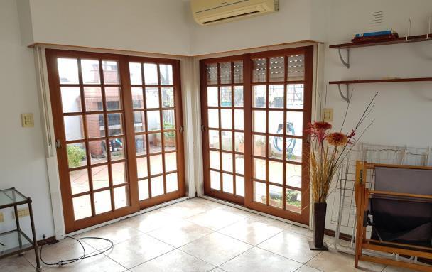 Foto de Depto.tipo casa de 3 ambientes en Venta en Balvanera, imagen 2