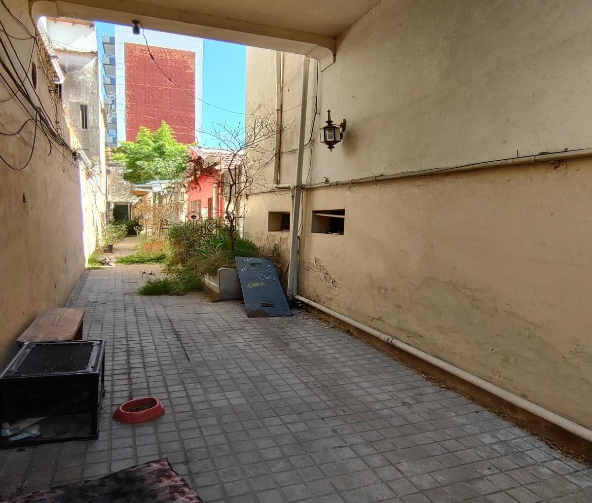 Casa de 8 Ambientes en Venta en Caballito 5