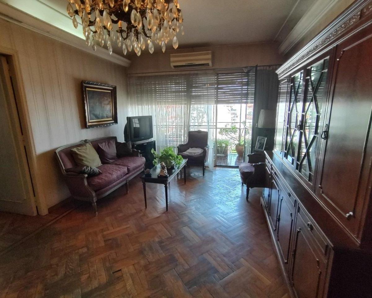 Departamento de 4 Ambientes en Venta en Almagro 5
