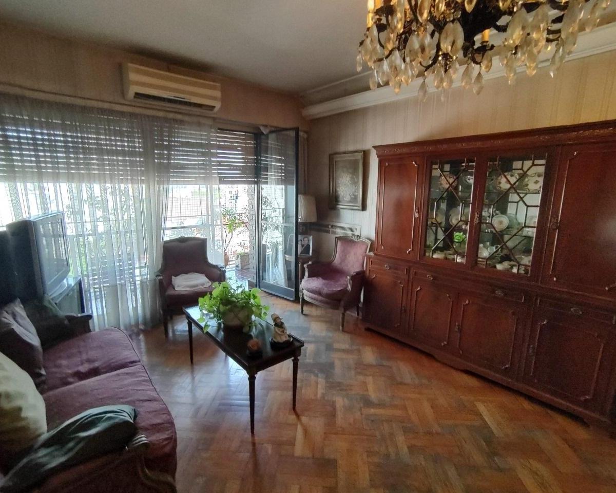 Departamento de 4 Ambientes en Venta en Almagro 3