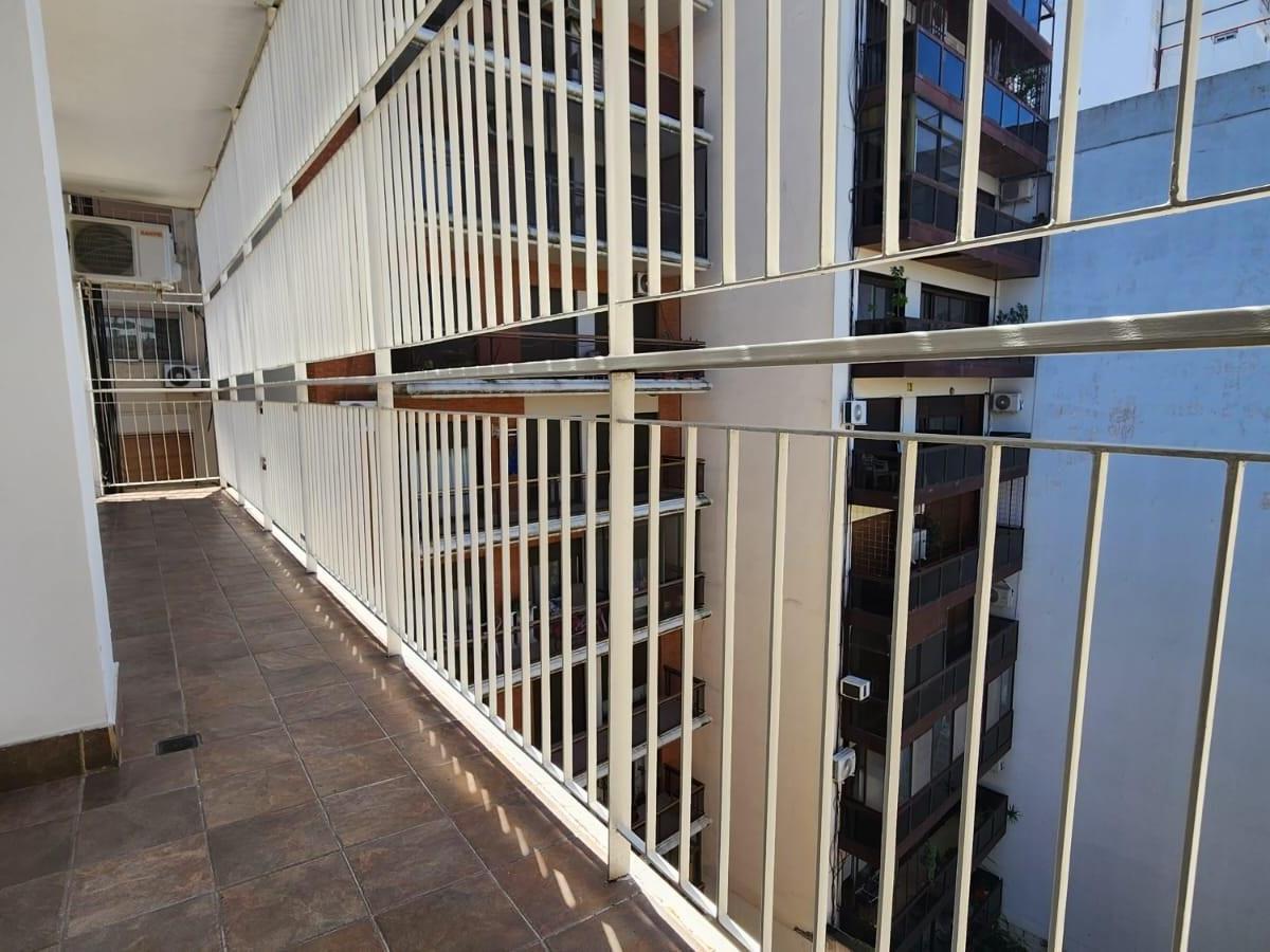 Departamento de 4 Ambientes en Venta en Caballito 3