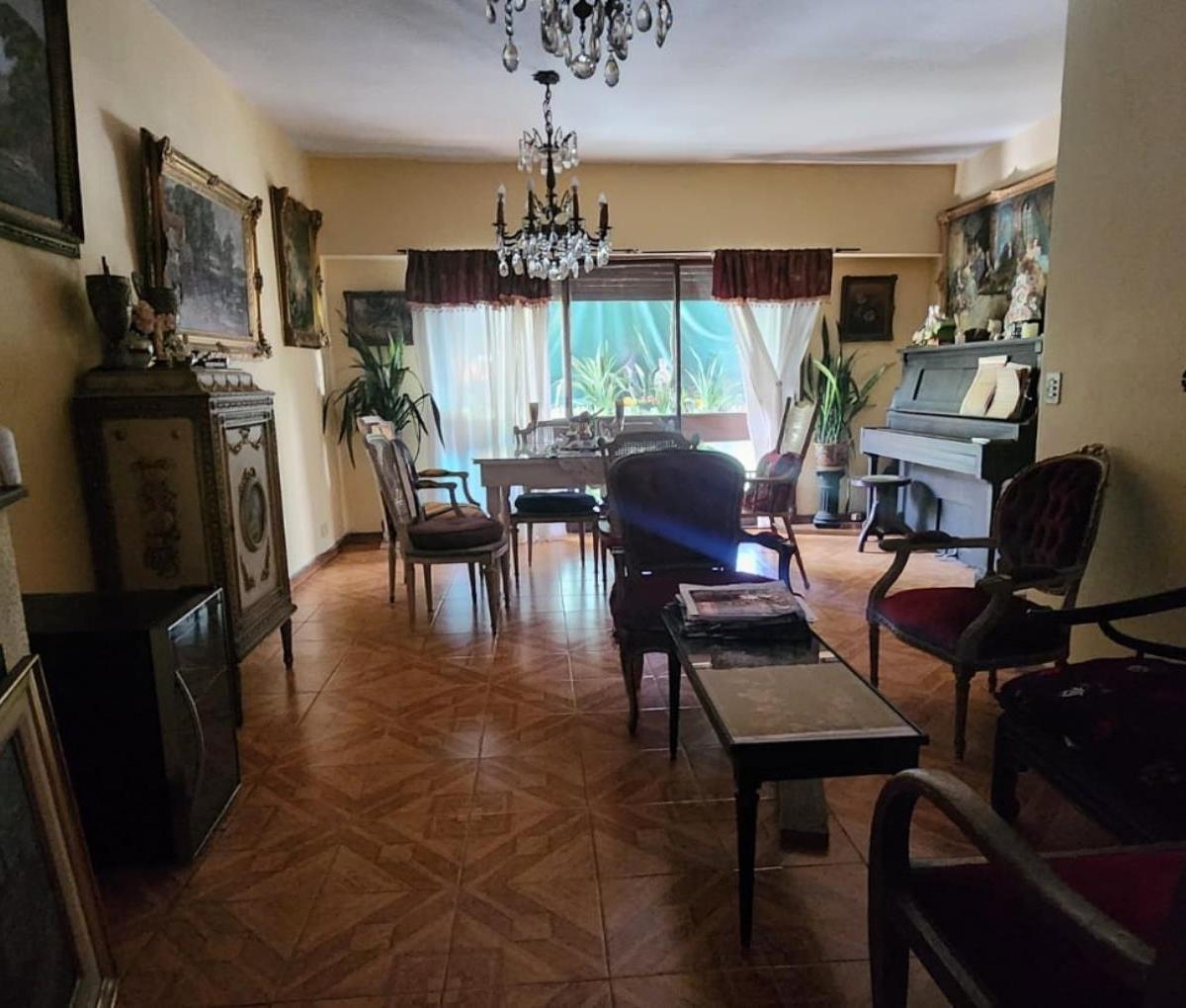 Depto. Tipo Casa de 5 Ambientes en Venta en Almagro 1