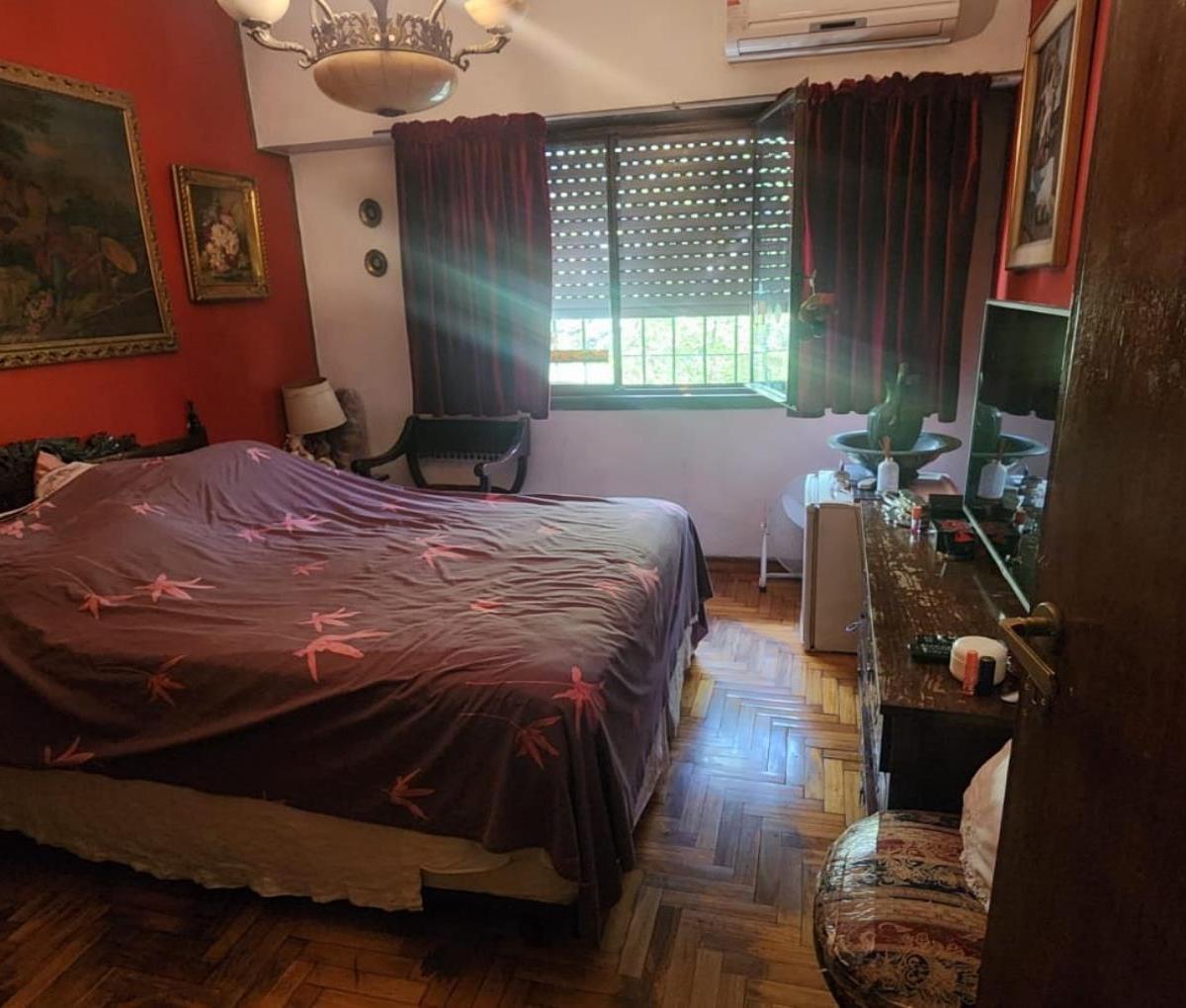 Depto. Tipo Casa de 5 Ambientes en Venta en Almagro 3