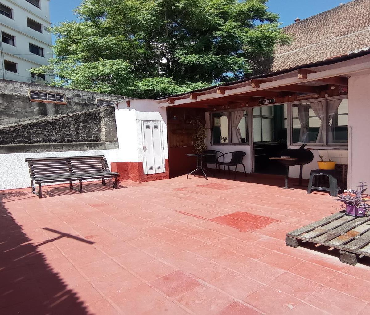 Depto. Tipo Casa de 5 Ambientes en Venta en Villa Crespo 3