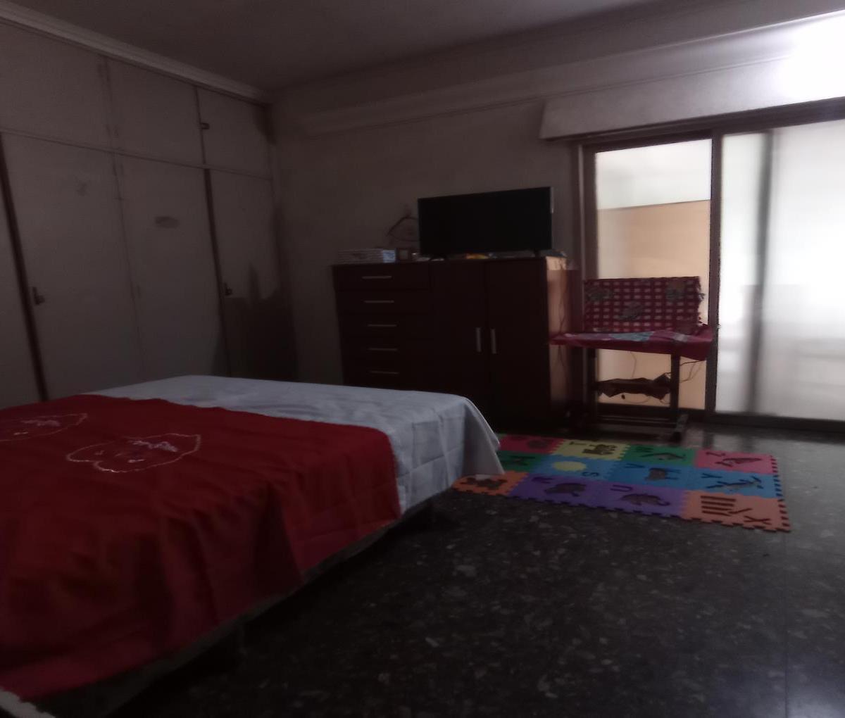 Depto. Tipo Casa de 5 Ambientes en Venta en Caballito 1