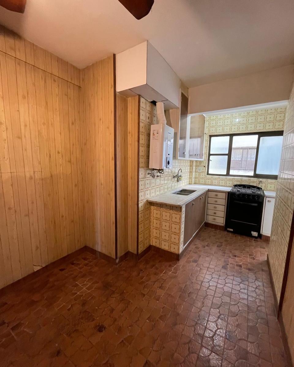 Foto de Departamento de 4 ambientes en Venta en Almagro, imagen 2