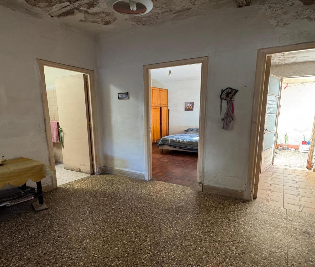Depto. Tipo Casa de 3 Ambientes en Venta en Villa Gral. Mitre 2