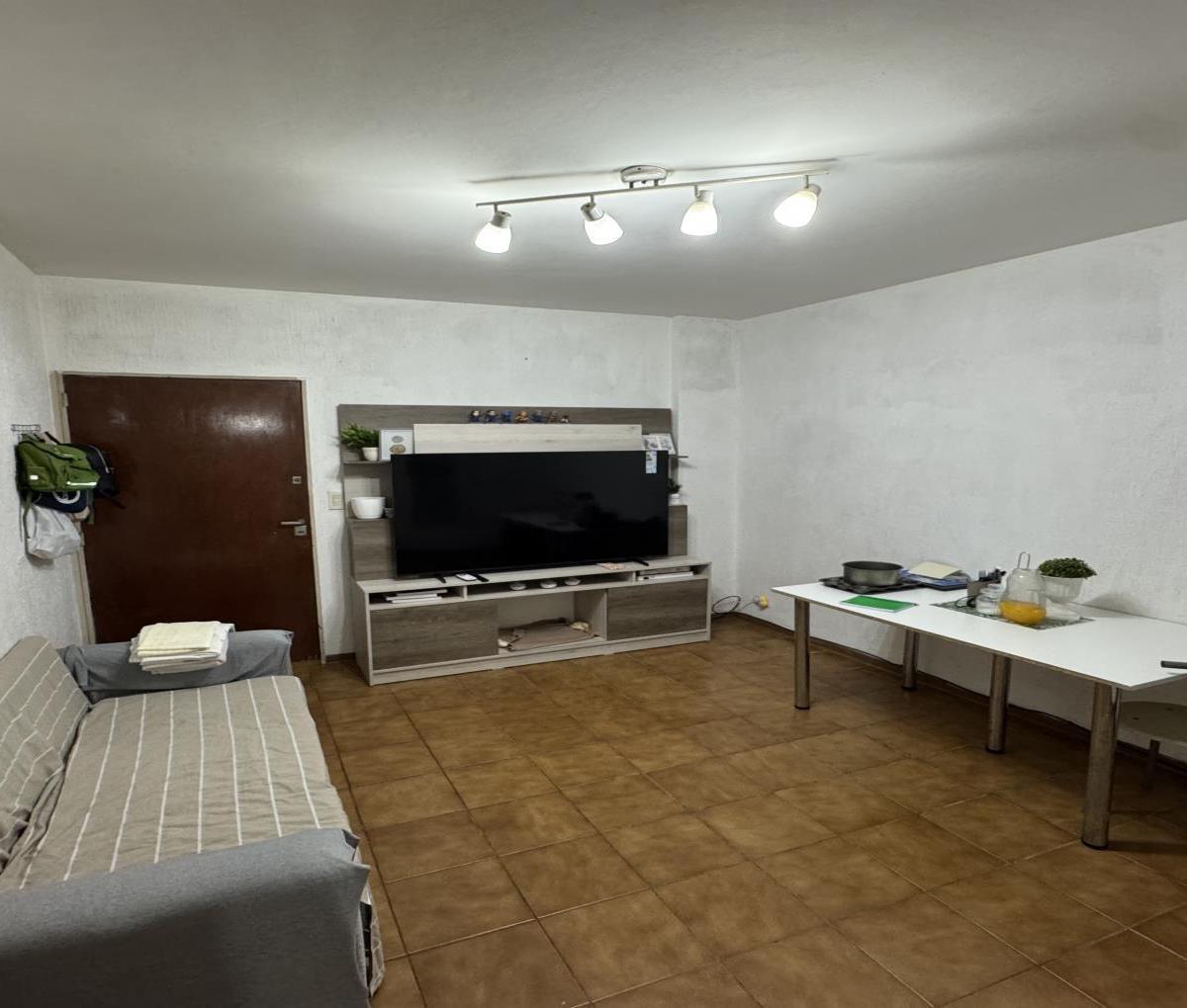 Foto de Departamento de 2 ambientes en Venta en Villa del parque, imagen 2
