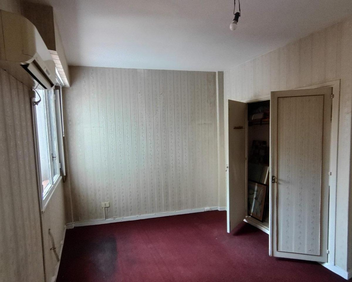 Foto de Departamento de 3 ambientes en Venta en Parque centenario, imagen 3