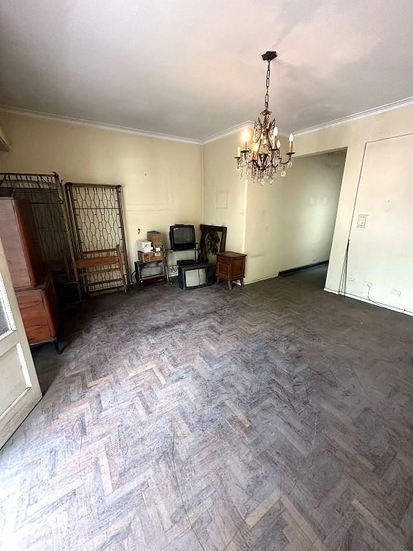 Depto. Tipo Casa de 5 Ambientes en Venta en Villa Crespo 3