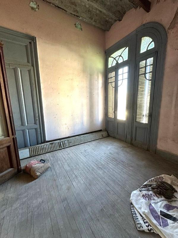Casa de 8 Ambientes en Venta en Almagro 4