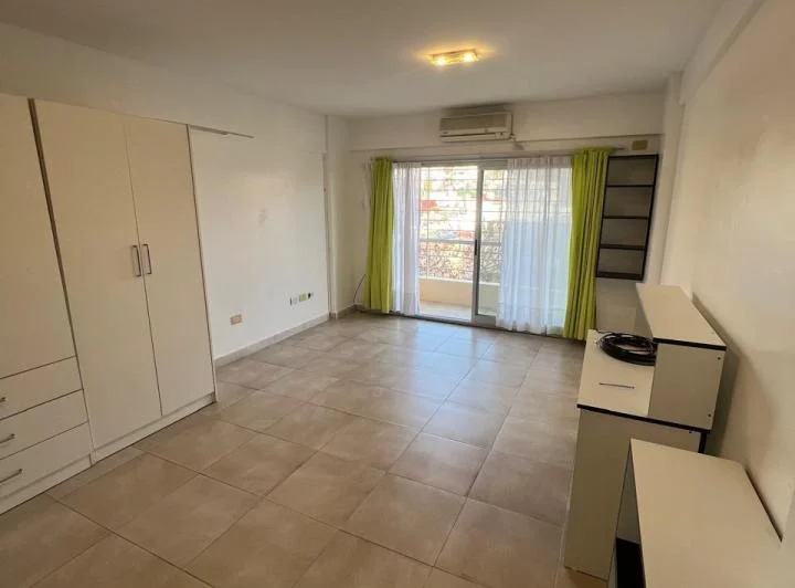 Departamento de 1 ambiente en Alquiler en Almagro 1