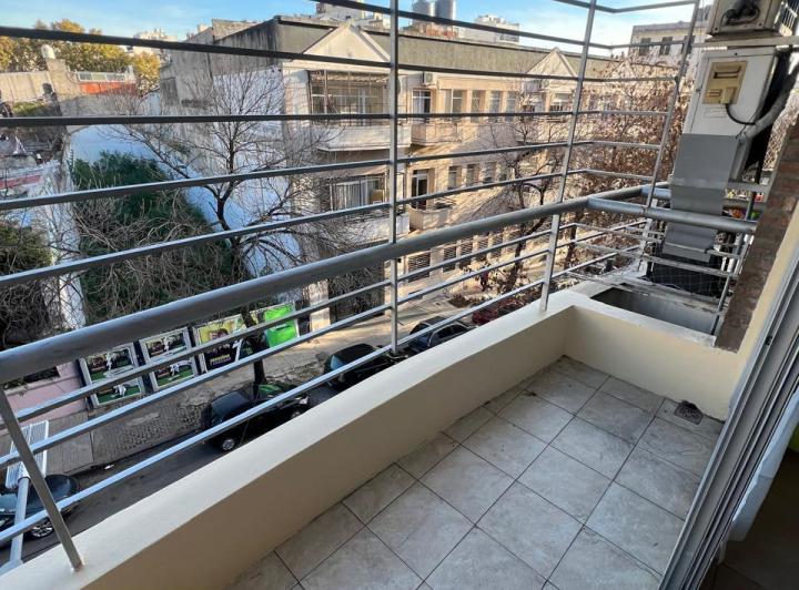 Departamento de 1 ambiente en Alquiler en Almagro 2
