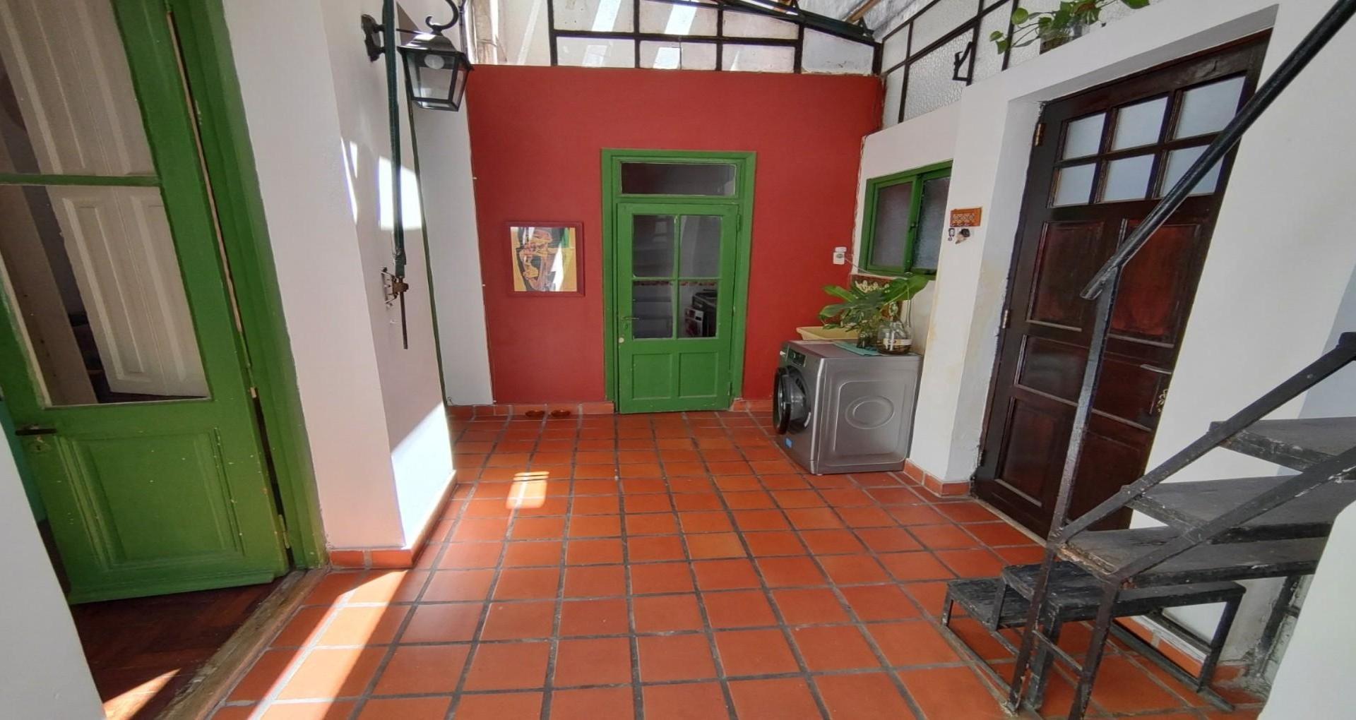 Foto de Depto.tipo casa de 3 ambientes en Venta en Almagro, imagen 2